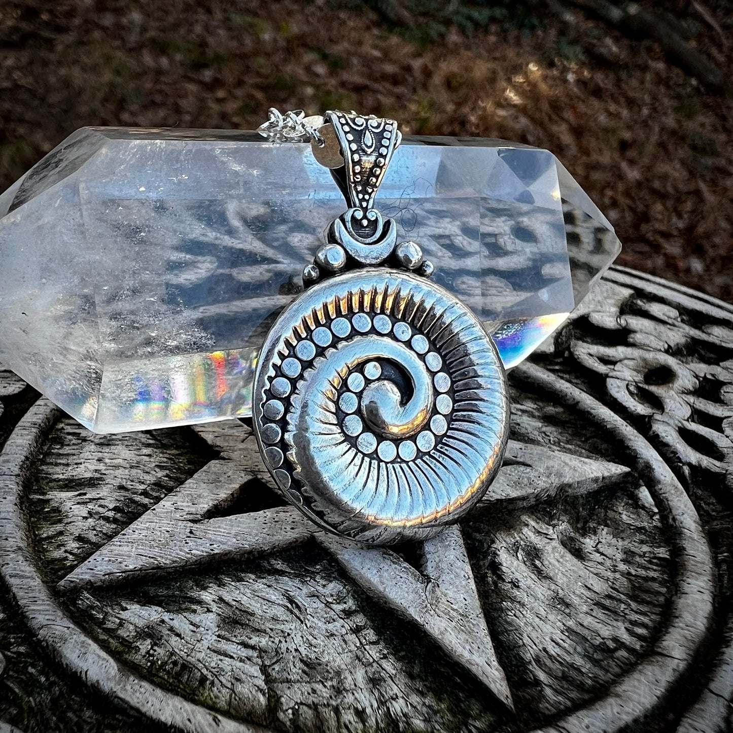 **Made-to-order** Swirl Medallion