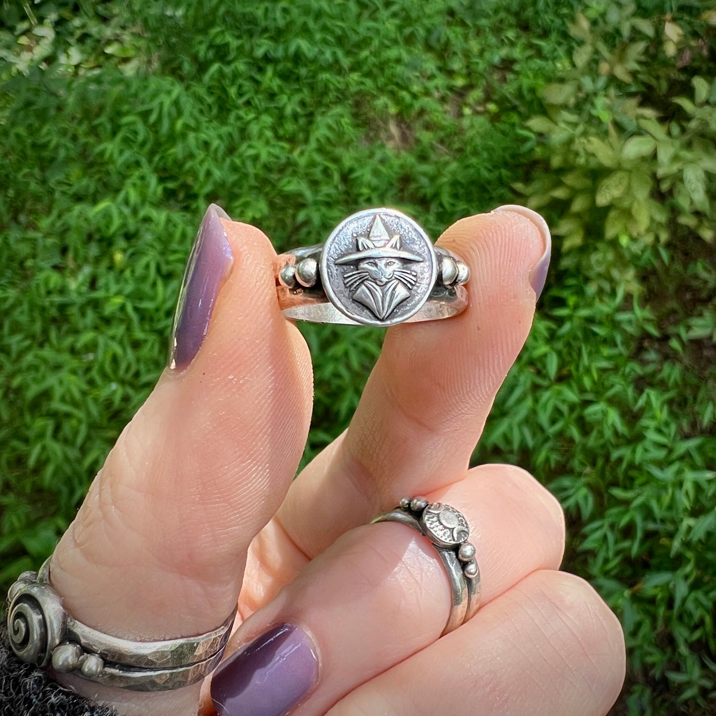 **Made-to-Order** Familiar Ring