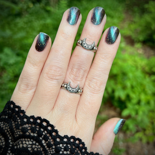 Crescent Ring ✦ Pre-order