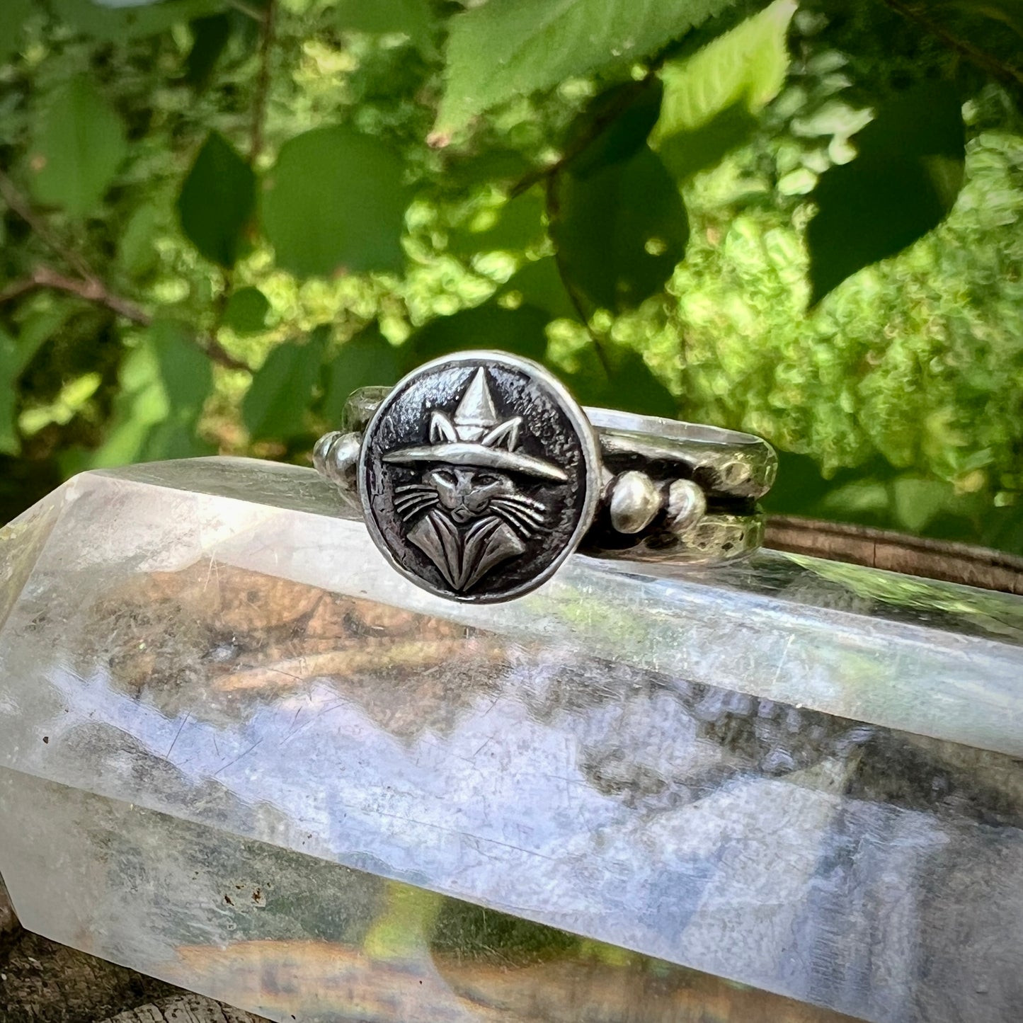 **Made-to-Order** Familiar Ring