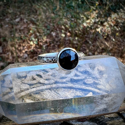 Black Onyx Floral Ring