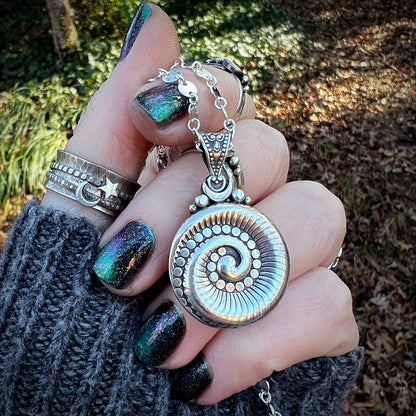 **Made-to-Order** Swirl Medallion