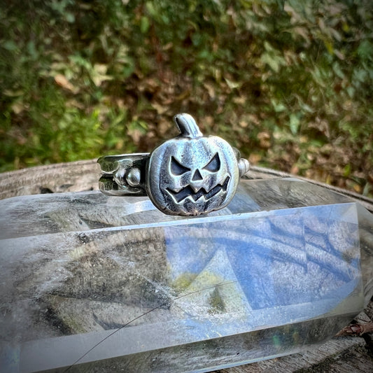 **Made-to-Order** Jack O'lantern Ring