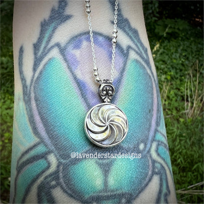 **Made-to-order** Swirl Pendant
