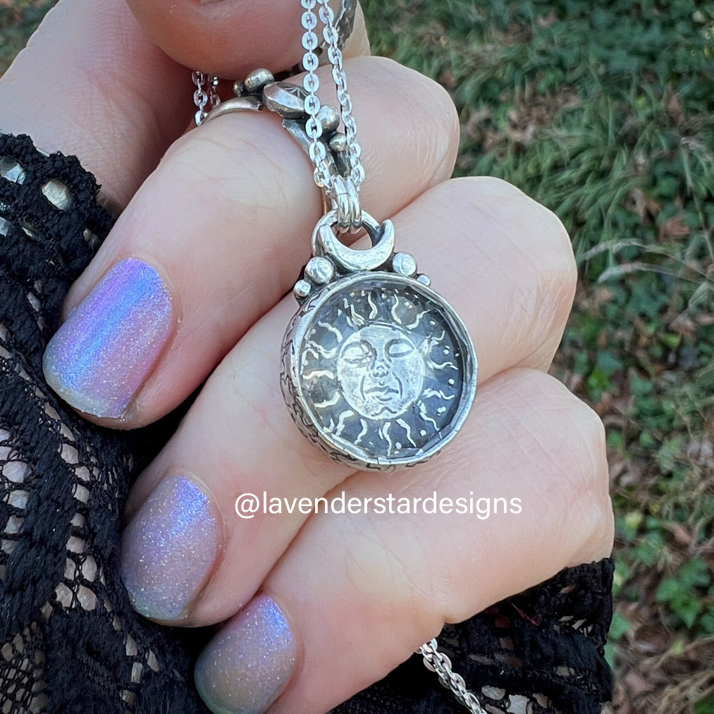 **Made-to-Order** Quartz Sunscape Pendant